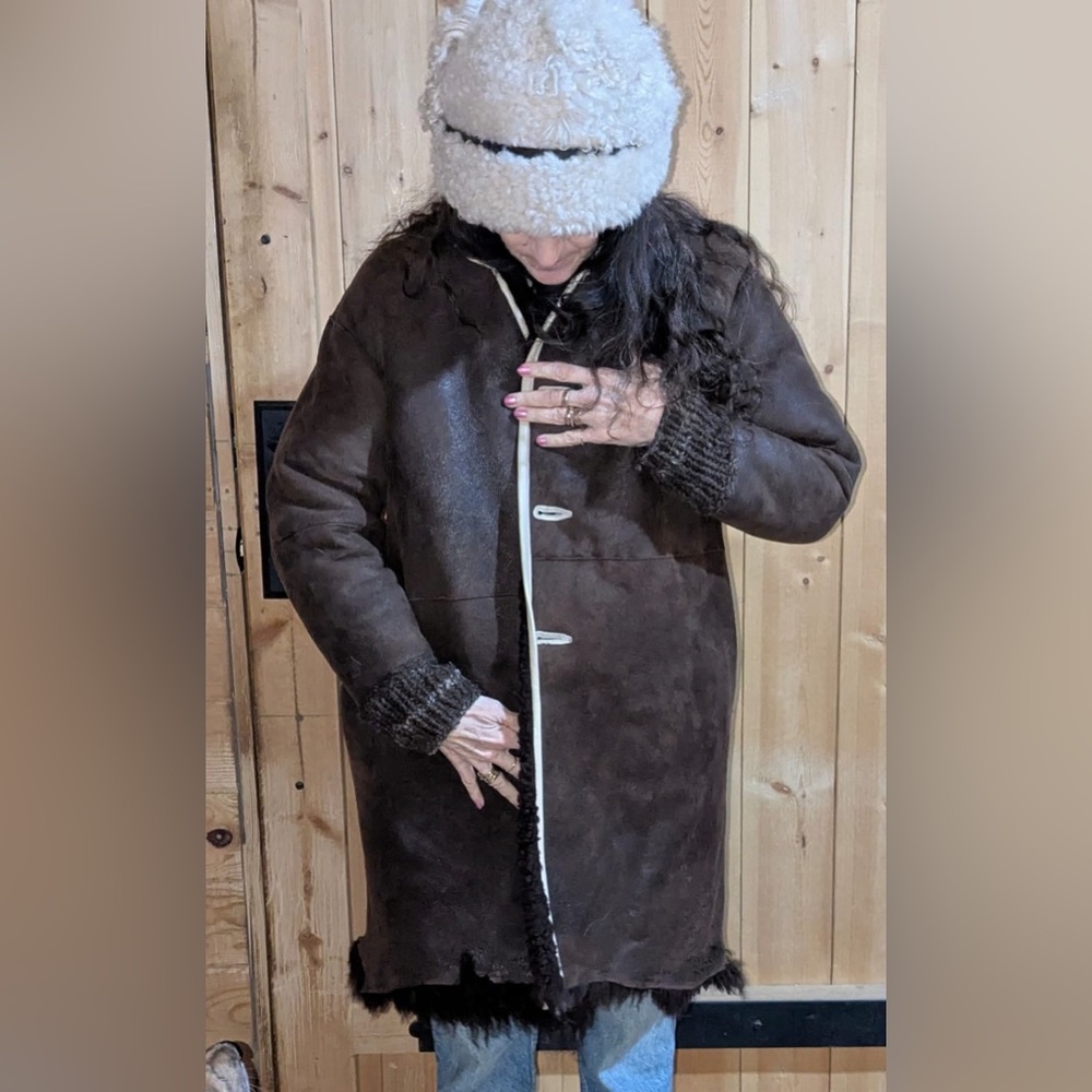 Milena Silvano Brown and Cream Shearling Moon Coat - Picture 6 of 8